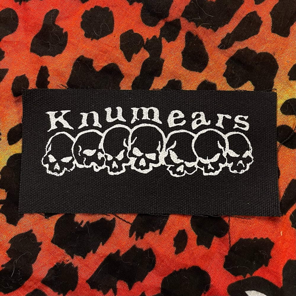 knumears skull patch