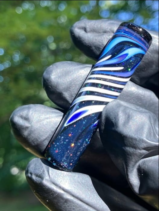 Crushed Opal J Tip Image 2