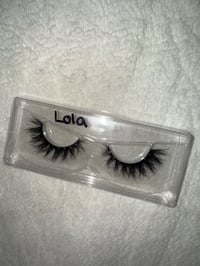 Image 2 of Lola