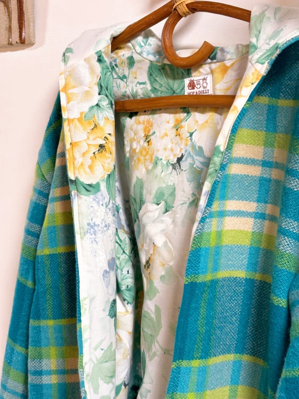 Image of Tulip Adult Coat size Medium