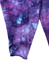 Image 5 of ♻️ UPCYCLED 3X PLUS Knit Pocket Crop Pants in Purple Haze Ice Dye