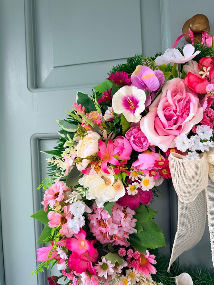 Image of 55cm Pink with cream bow 