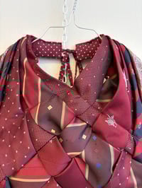 Image 2 of Tie top, bordeaux (xs-l)