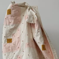 Image 5 of Pink Flowers quilt