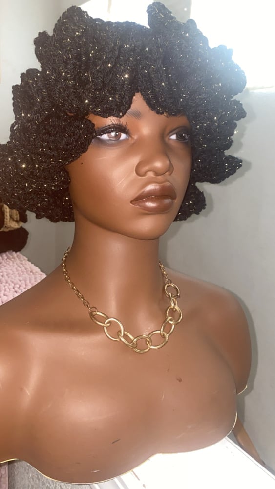 Image of Standard ruffle hats