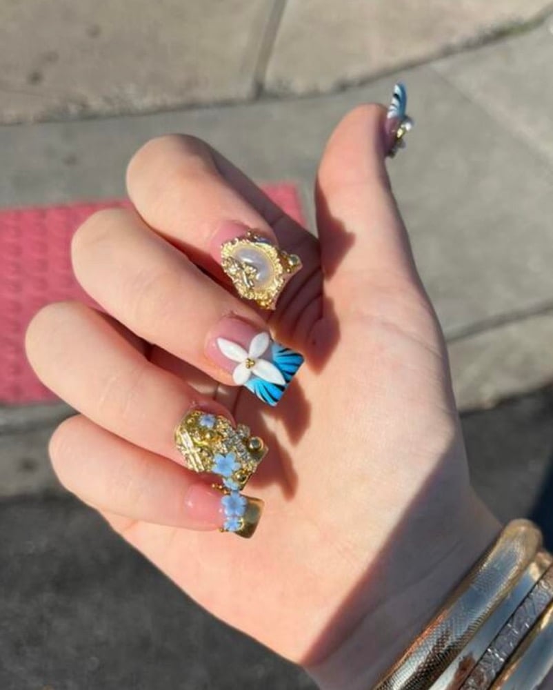 Queen Blue Tiger Duckies