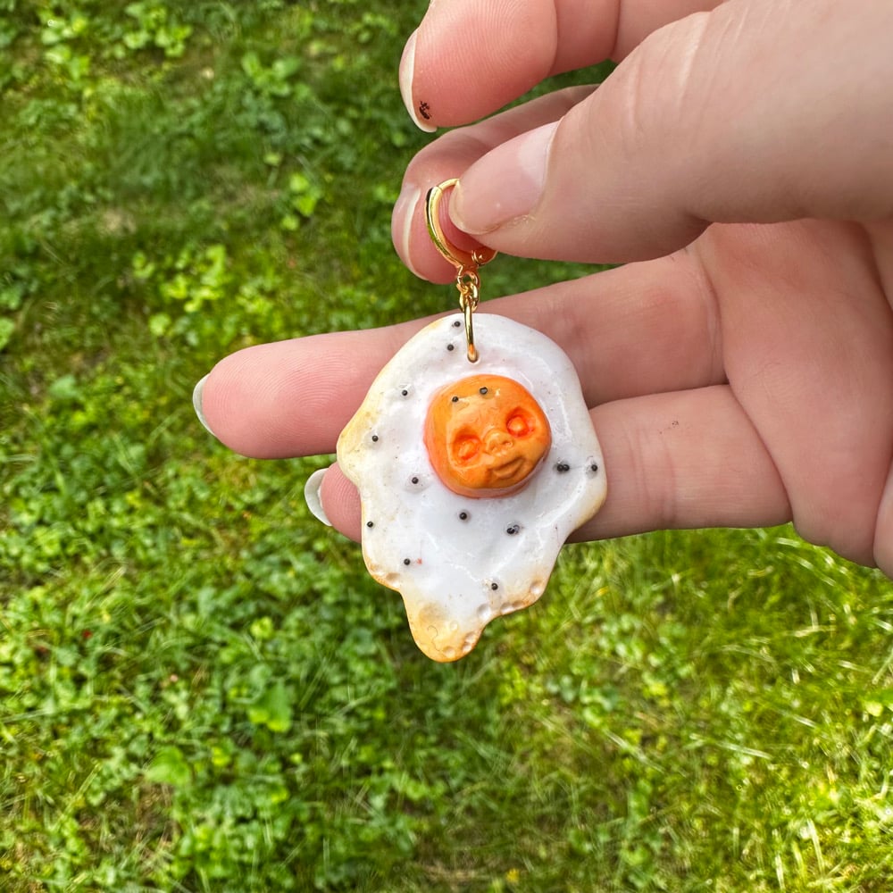 Image of Face on Your Egg Earrings 