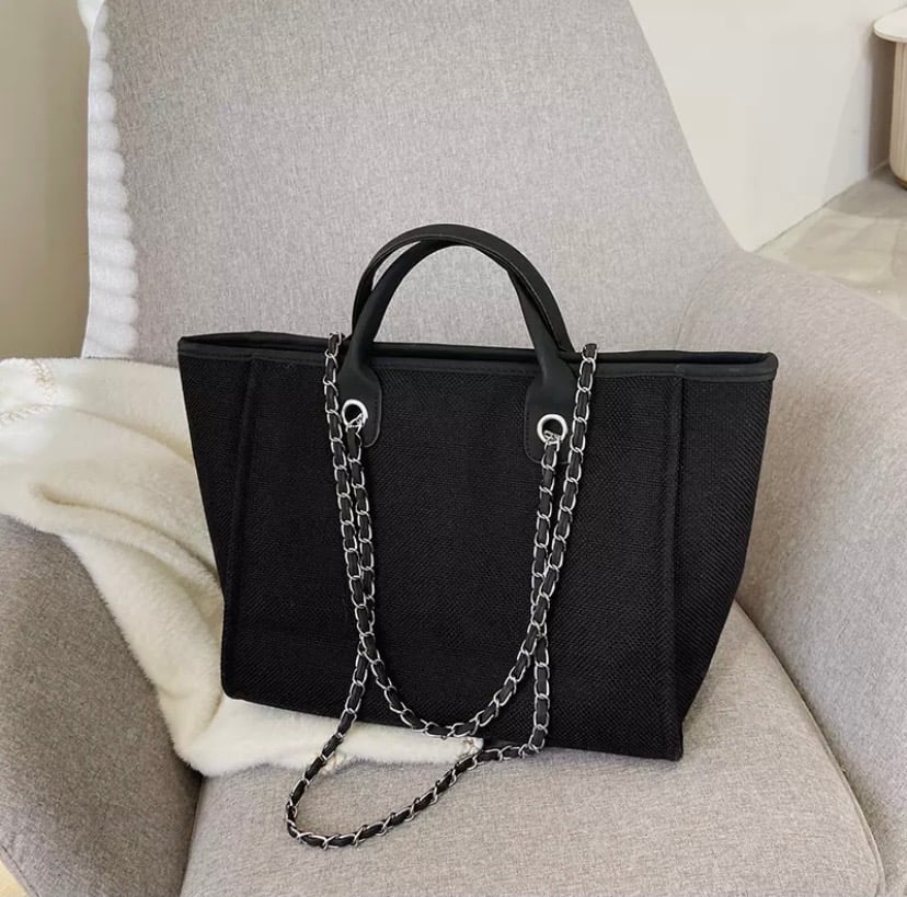 Medium 2024 black tote