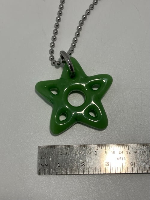 Image of forest green lotus star