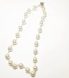 SMALL PEARL MAGNETIC CLOSURE NECKLACE