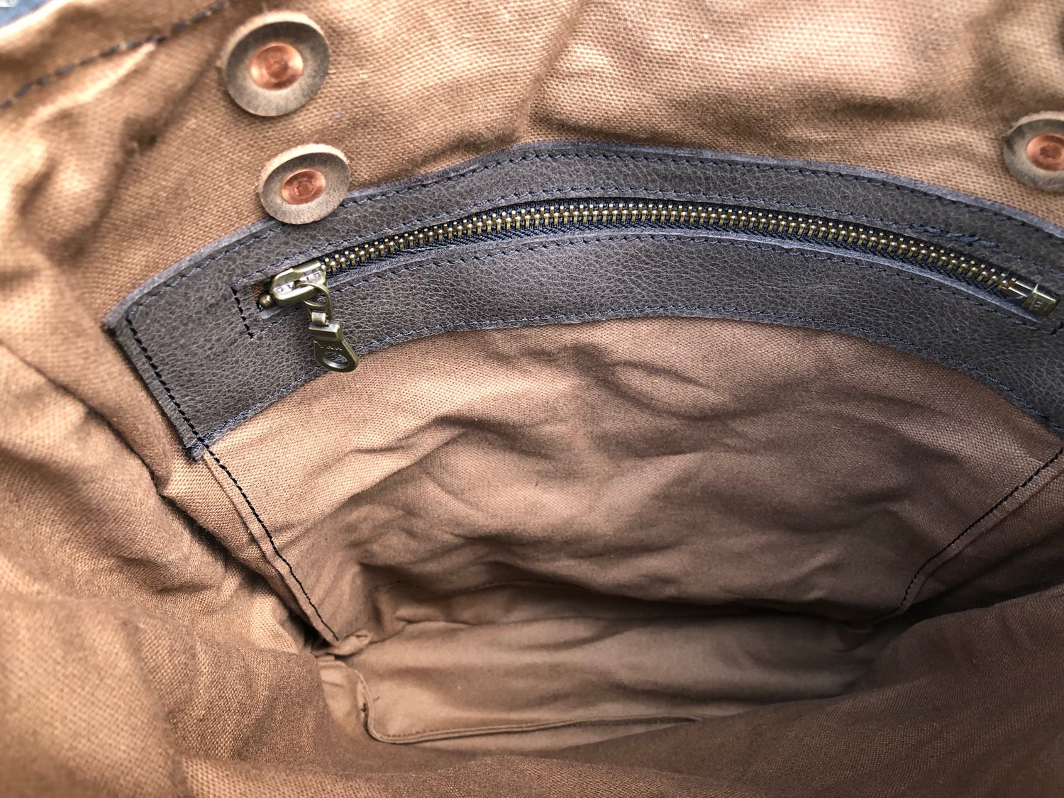 Image of Tote bag Made In Black Waxed Canvas 