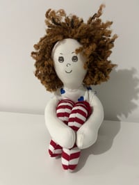 Image 3 of Simon (actuellement pensionnaire à l’école Sainte Marie de Linselles)