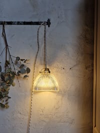 Image 2 of La lampe holophane 