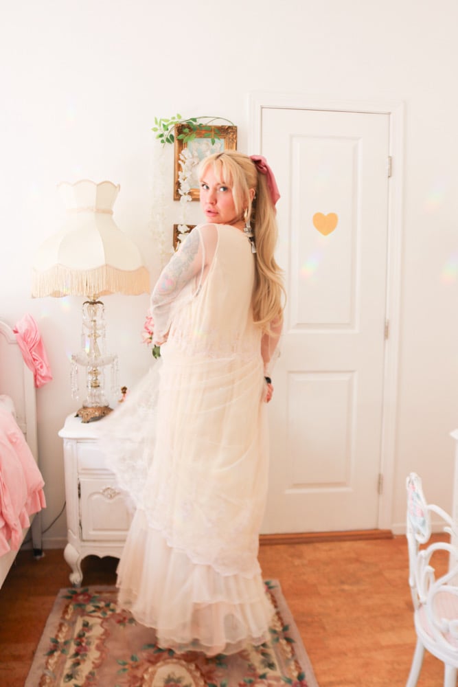 Image of WOW Vintage Off White Magnet Art By Lynn Yang Prairie Dress with Lace Layering (Large)