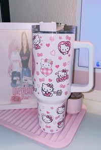 Image 3 of Kitty 40 Oz Tumbler 