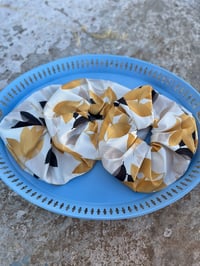 Image 5 of Yellow leaves XXL Scrunchie