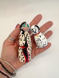 Image 4 of Cruella DeVille - Peg Doll