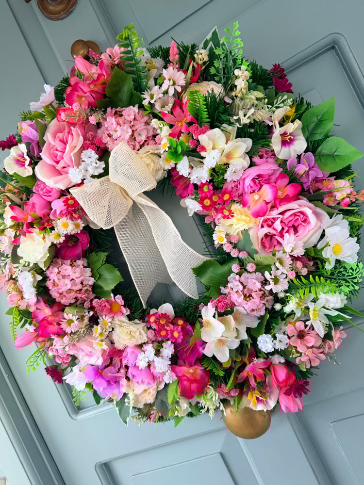 Image of 55cm Pink with cream bow 