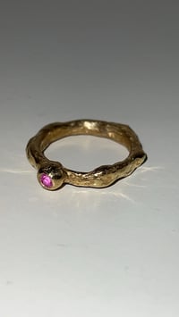 Image 2 of Pink Sapphire 