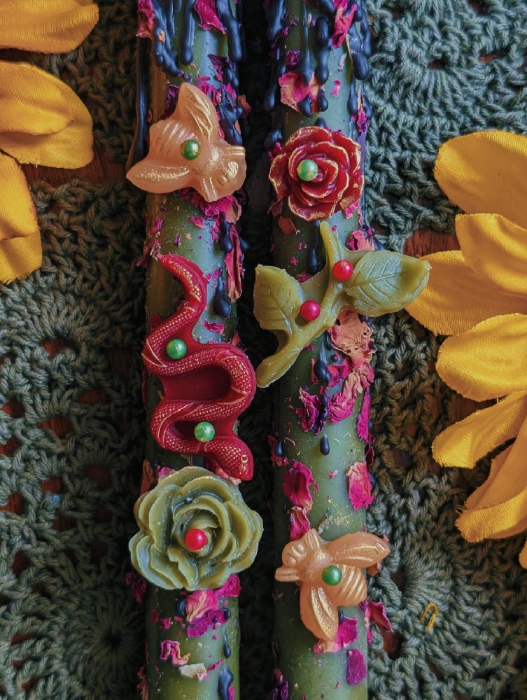Image of Rose Garden Taper Set 