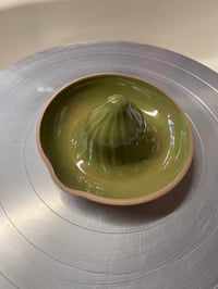 Image 4 of Citrus Squeezer