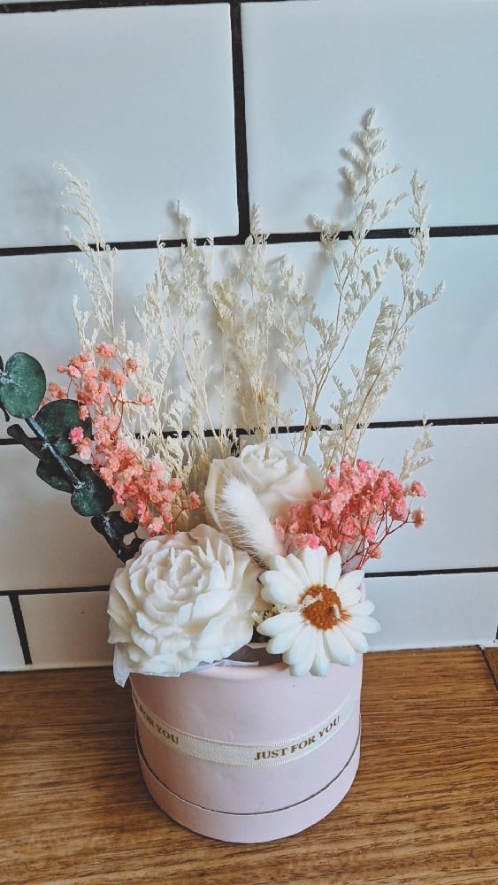 Blush Bloom Candle Bouquet