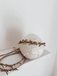 Image 3 of twine bow halo