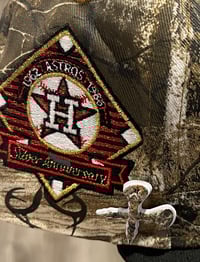 Image 3 of Too Screwston Real Tree 