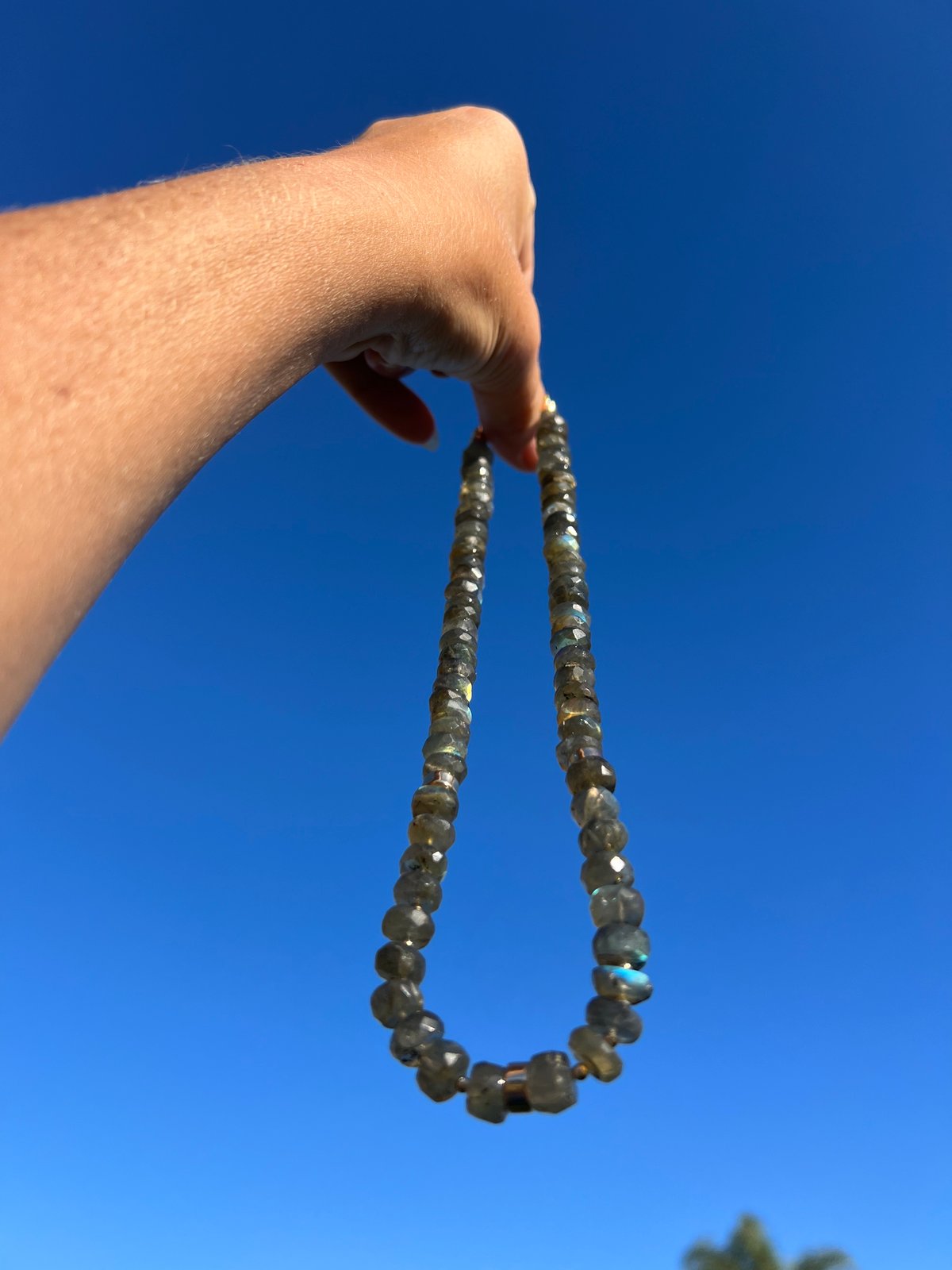 *new* CLASSIC strand- labradorite + gold