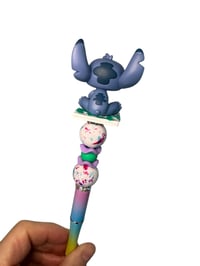 Image 2 of Artist Paints Pen
