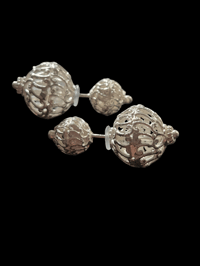 Image 2 of Ball stud earrings