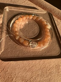 Image 5 of peach moonstone bracelet 橙月光手链+白阿赛