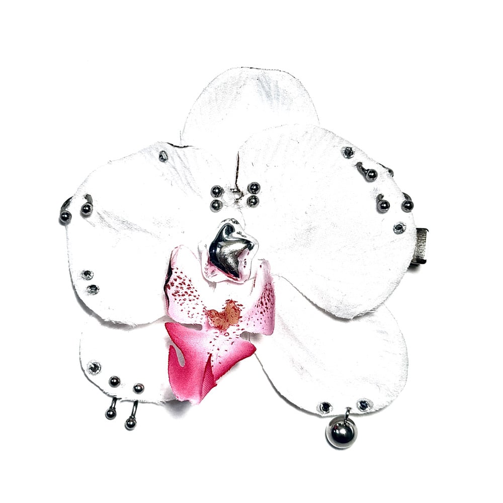 Image of Pierced Orchid Single Clip