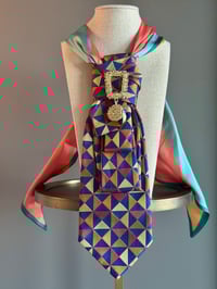 Image 2 of Geometric Groove