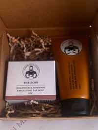 Image 4 of Aussie man  Hands skin care