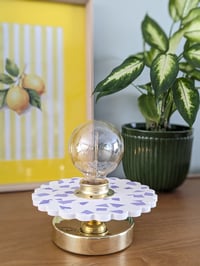 Image 4 of Lampe terrazzo violet