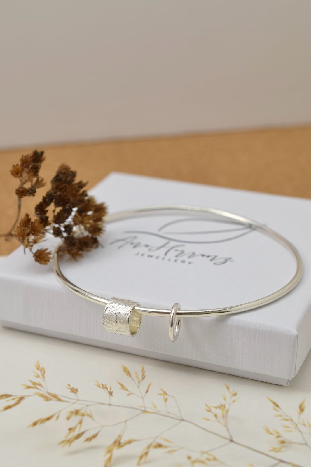 Silver bangle with two textured rings | Ana Herranz Jewellery