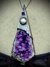 Image 4 of Twisted Crown