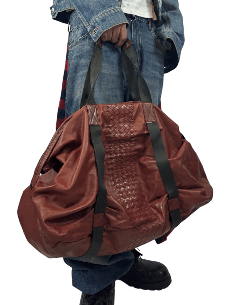 Image of Bottega Veneta Intrecciato Boston Bag