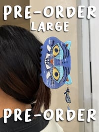 Image 2 of [PRE-ORDER] BLUE TIGER CHARM CLAW CLIP