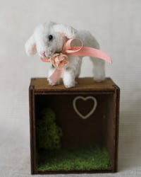 Image 2 of pipe cleaner Rosa the lamb