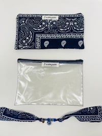 Image 2 of *EN STOCK* Ensemble Pochette passeports, pochette transparente bracelet bandana marine