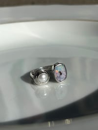 Image 1 of Doppelring mit Boulder Opal und Perle