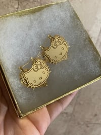 Image 1 of HK Heart Hoops