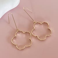 Image 4 of Large Outline Daisy Drops