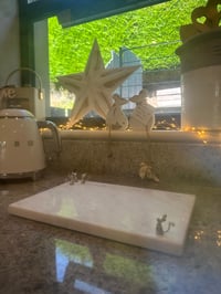 Image 1 of MARBLE CHOPPING BOARD MICE DETAIL