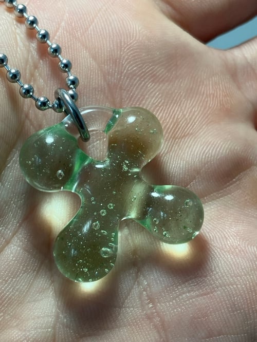 Image of almost clear clover 