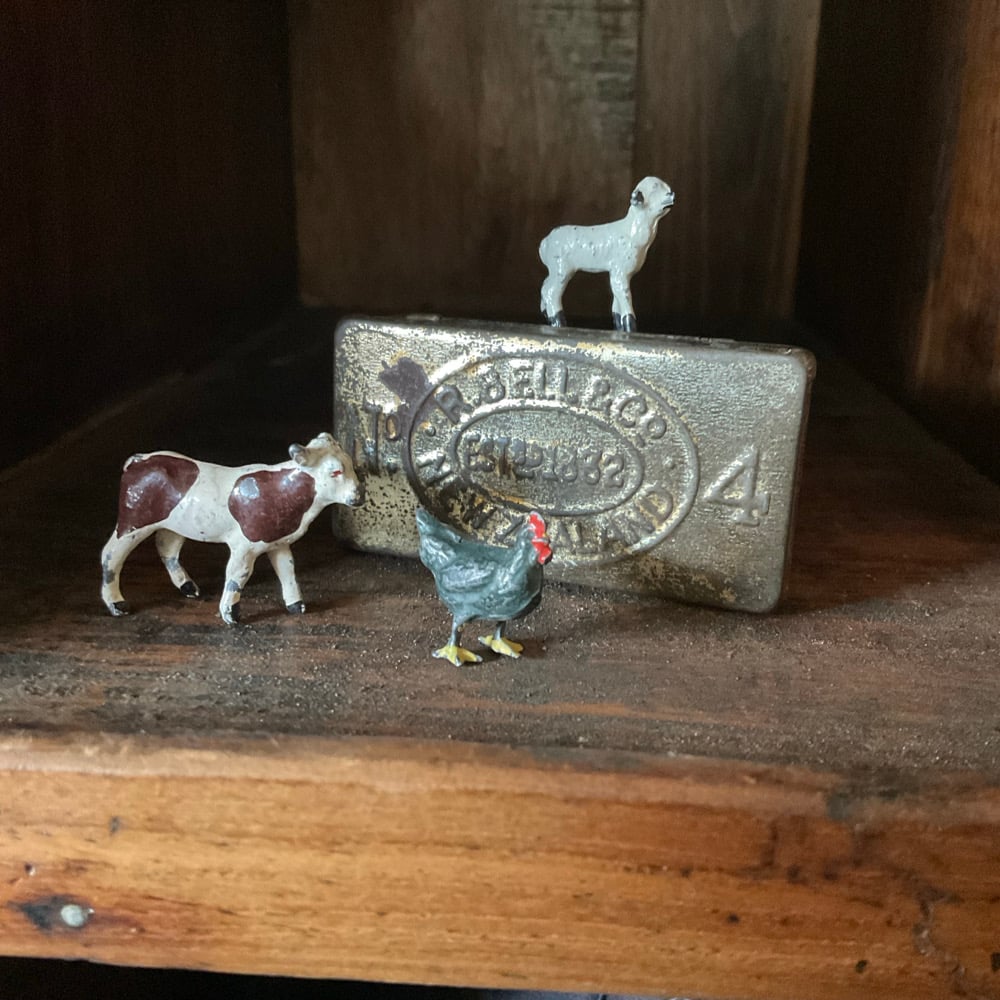 Image of Tiny Toys & Vesta Tin no.2