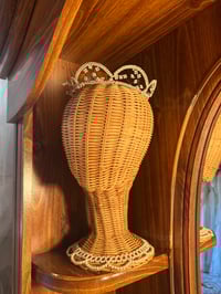 Image 5 of 1950s Scalloped Pearl Crown