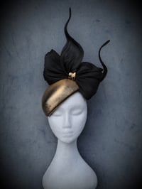 Image 1 of 'Bowie Hugger' in Gold and Black